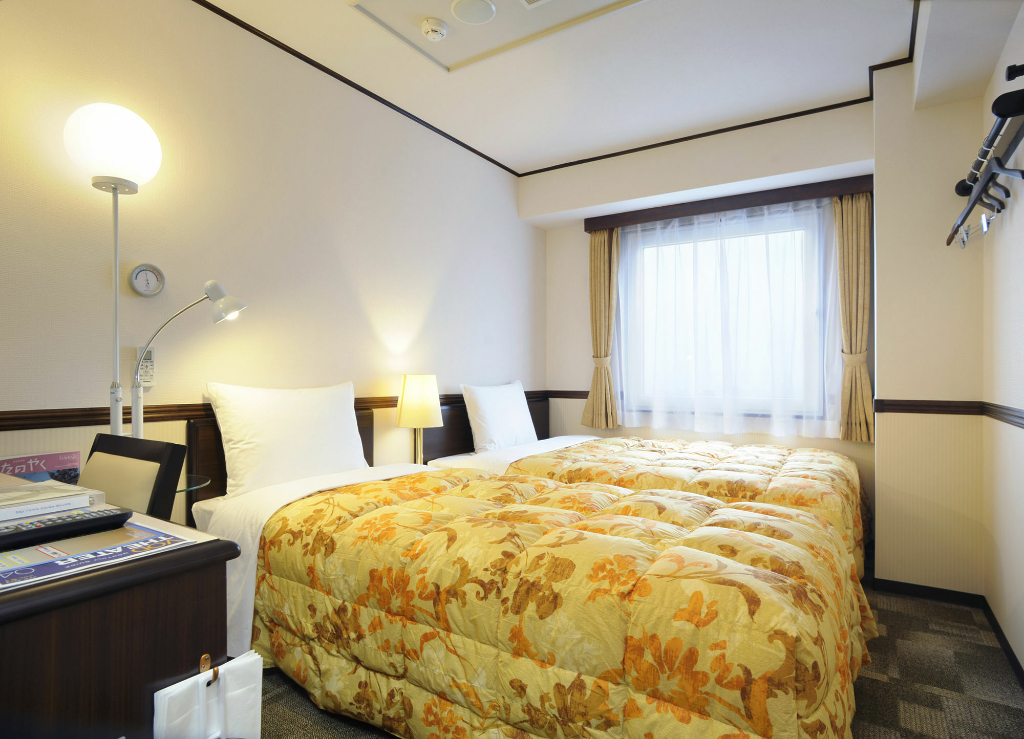 Toyoko Inn Kanda Akihabara Tokio Exterior foto